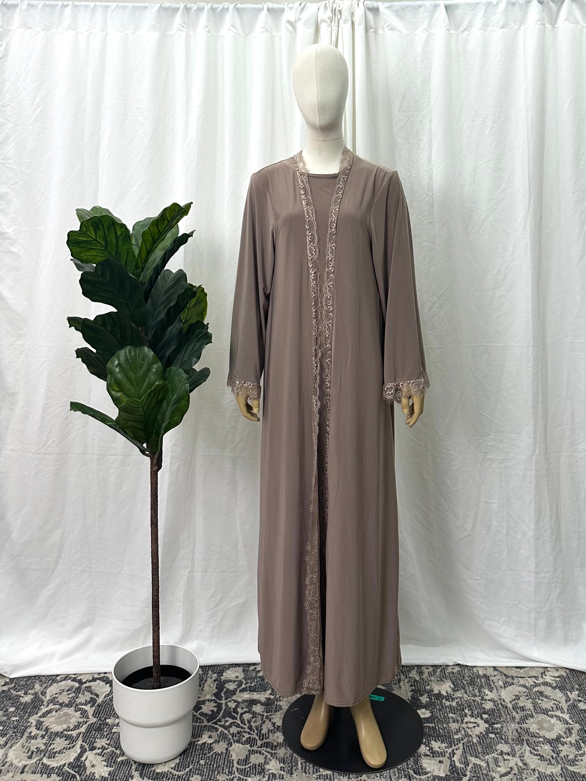 Lace Abaya - Faiza's Closet 