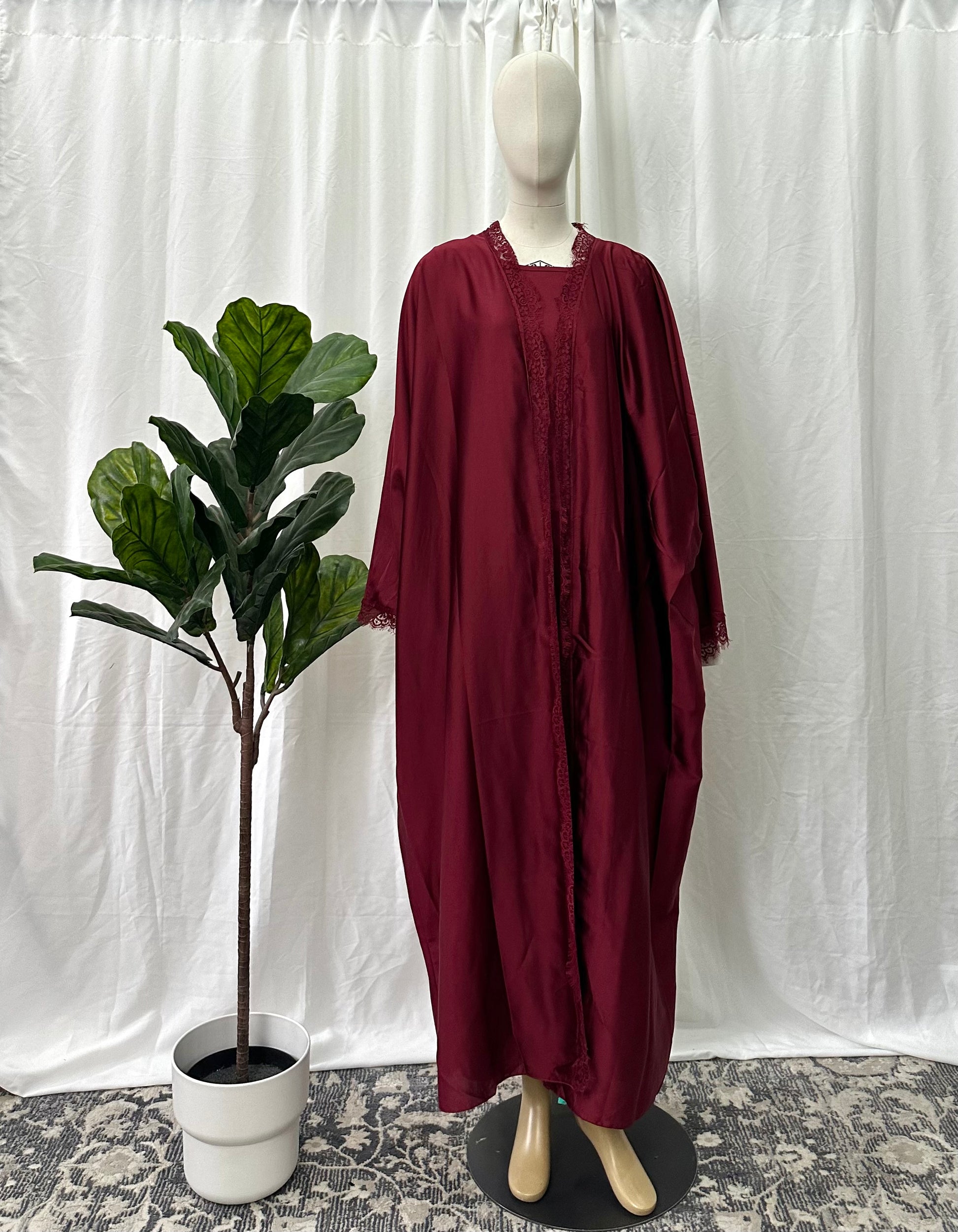 Batwing Lace Abaya - Faiza's Closet 